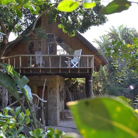 Driftwood Treehouse Hotel Sunrise-on-Sea Exterior photo